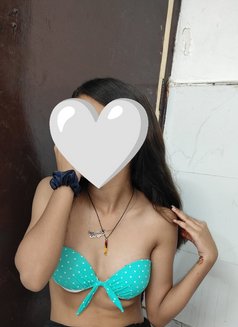 Teena - escort in Noida Photo 7 of 7