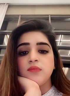 Teena Sharma Delhi Girl - puta in Sharjah Photo 2 of 2