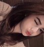 Teenager Qila New - puta in Jakarta Photo 1 of 4