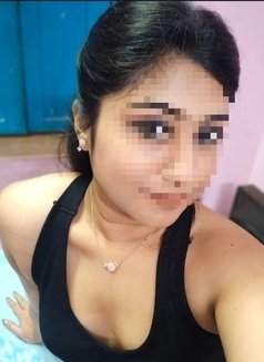 Tejal - escort in Ahmedabad Photo 1 of 3