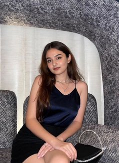Tejal - escort in Mumbai Photo 4 of 7