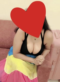 Teju - escort in Bangalore Photo 3 of 3