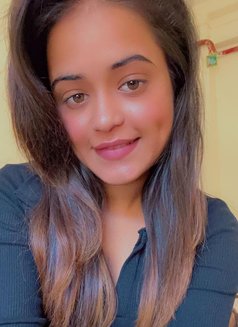 Telugu cam session with face & voice - escort in Mumbai Photo 2 of 3