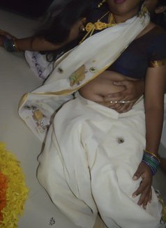 Telugu Couple Escorts Business Bay - puta in Dubai Photo 10 of 22