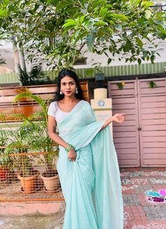 Telugu Girl Preethi Vip escort services - escort in Hyderabad Photo 2 of 4