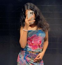Preethi Telugu independent girl kondapur - puta in Hyderabad