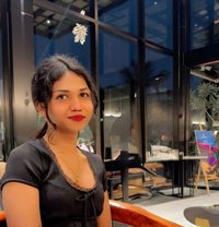 Telugu girl preethi VIP services 🥵 - puta in Hyderabad Photo 5 of 5