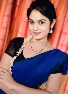 Telugu Girls Available - puta in Hyderabad Photo 1 of 2