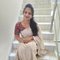 Telugu Lasya Reddy Hand Cash Call Girl - puta in Hyderabad Photo 3 of 11