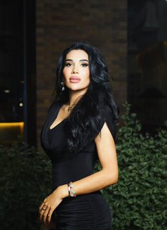 REAL Temptation Camilla - Transsexual escort in Jeddah Photo 18 of 23