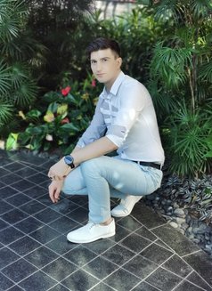 Tender Boy - Male escort in Kuala Lumpur Photo 2 of 5