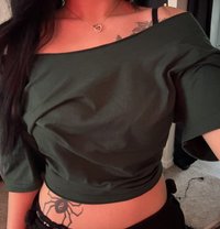 Tenny - escort in Paris