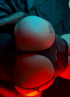 Tenz - Male escort in Bangalore Photo 5 of 5