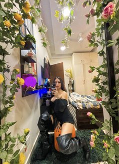 Tenzin sexy/classy and smooth.Cam/Real - Transsexual escort in New Delhi Photo 29 of 30