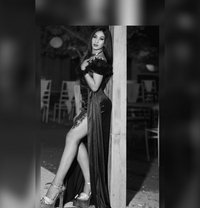 Tenzin sexy/classy and smooth.Cam/Real - Transsexual escort in New Delhi