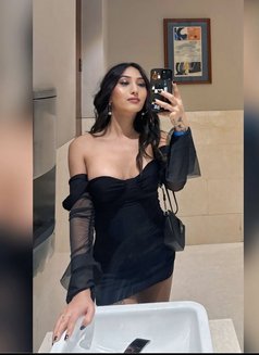 Tenzin sexy/classy and smooth.Cam/Real - Transsexual escort in New Delhi Photo 29 of 30