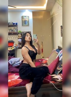 Tenzin sexy/classy and smooth.Cam/Real - Transsexual escort in New Delhi Photo 6 of 26