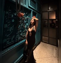 Tenzin sexy/classy for real/ cam session - Transsexual escort in New Delhi