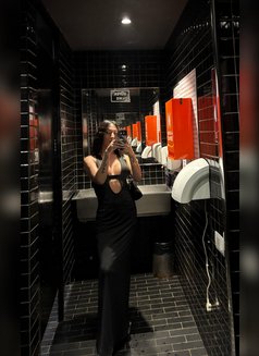 Tenzin sexy/classy for real/ cam session - Acompañantes transexual in New Delhi Photo 28 of 30