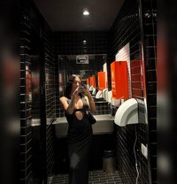Tenzin sexy/classy for real/ cam session - Transsexual escort in New Delhi