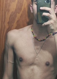 Teo - Male escort in Dubai Photo 1 of 1