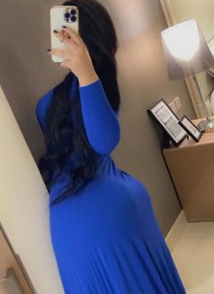 Tera - escort in Jeddah Photo 2 of 3