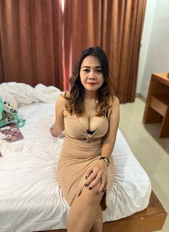 Teresya - adult performer in Bali Photo 3 of 8
