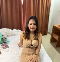Teresya - adult performer in Bali