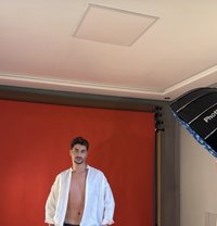 Teryl 🇦🇹 - Male escort in Al Manama
