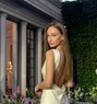 Tess - escort in Dubai Photo 1 of 5