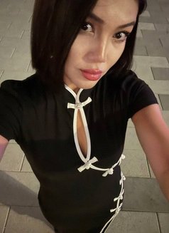 Tess - puta in Dubai Photo 7 of 10