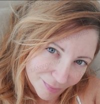 Tessa - masseuse in Budapest