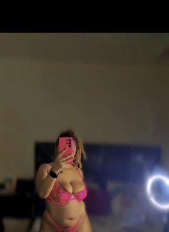 Tessa - escort in Khobar Photo 12 of 21