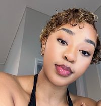 Tessy - escort in Khobar