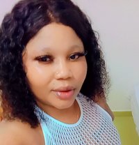 Tessy - escort in Şalālah