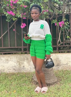 Tessy - escort in Accra Photo 4 of 5