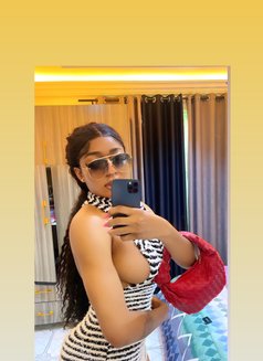 Tessy - escort in Lagos, Nigeria Photo 3 of 5