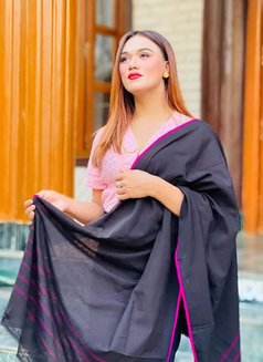 Tete Paonam - Transsexual escort in Pune Photo 4 of 4