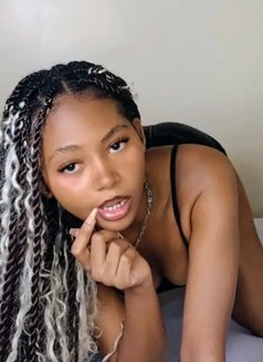 Tetee - puta in Nairobi Photo 5 of 8