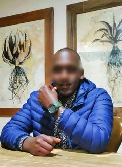 Mogul - Acompañantes masculino in Nairobi Photo 1 of 1