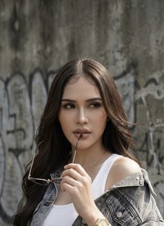 Teya Lb - masseuse in Dubai Photo 10 of 11