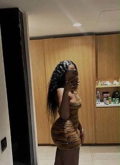 Teyana - puta in Lagos, Nigeria Photo 1 of 3