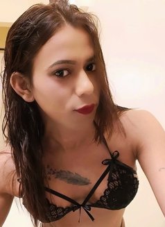 TS🦋Ammy🦋 - Transsexual escort in New Delhi Photo 6 of 12