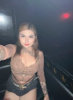 Tg @Raffaaoki - Transsexual escort in Manila Photo 2 of 9