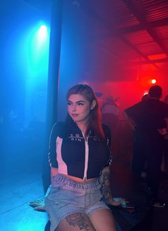 Tg @Raffaaoki - Transsexual escort in Manila Photo 6 of 9