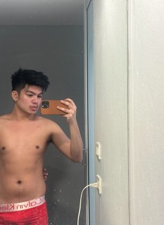 TG:Zorenxxx - Male escort in Bangkok Photo 8 of 10