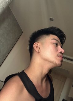 TG:Zorenxxx - Male escort in Bangkok Photo 2 of 6