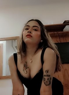 Tgirl Layra - Acompañantes transexual in New Delhi Photo 6 of 19