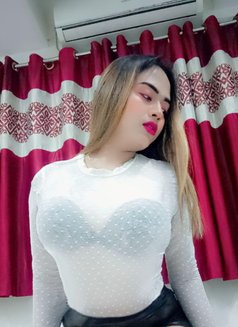 Tgirl Layra - Acompañantes transexual in New Delhi Photo 10 of 19