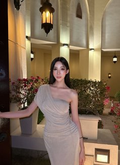 Th Pinky - Transsexual escort in Abu Dhabi Photo 2 of 19